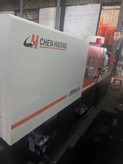 Stampo per pressa ad iniezione 98 Ton. Macchinari industriali usati